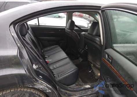 2013 Subaru Legacy 2.5I Limited z USA, uszkodzony, nr VIN 4S3BMBJ67D3008788